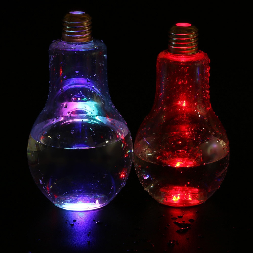 Led glödande glödlampa vattenflaska kort söt mjölkjuice glödlampor kopp läckagesäkra drycker flaska bil-styling ornament