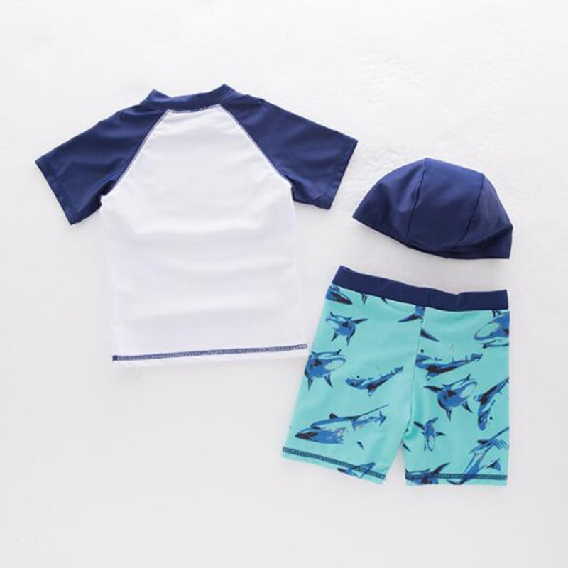 Casual jongens strand kleding zomer cartoon haai afdrukken korte mouw + shorts + hoed 3 st sets kinderen badmode kids pak