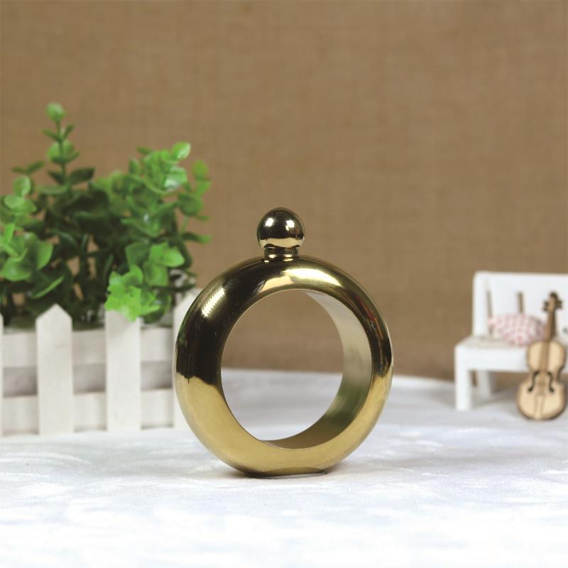 Offre spéciale Bracelet jonc Portable hanche fiole ronde Chic Bracelet de vin bouteille d'alcool 3.5 oz whisky Vodka swig mini fiole