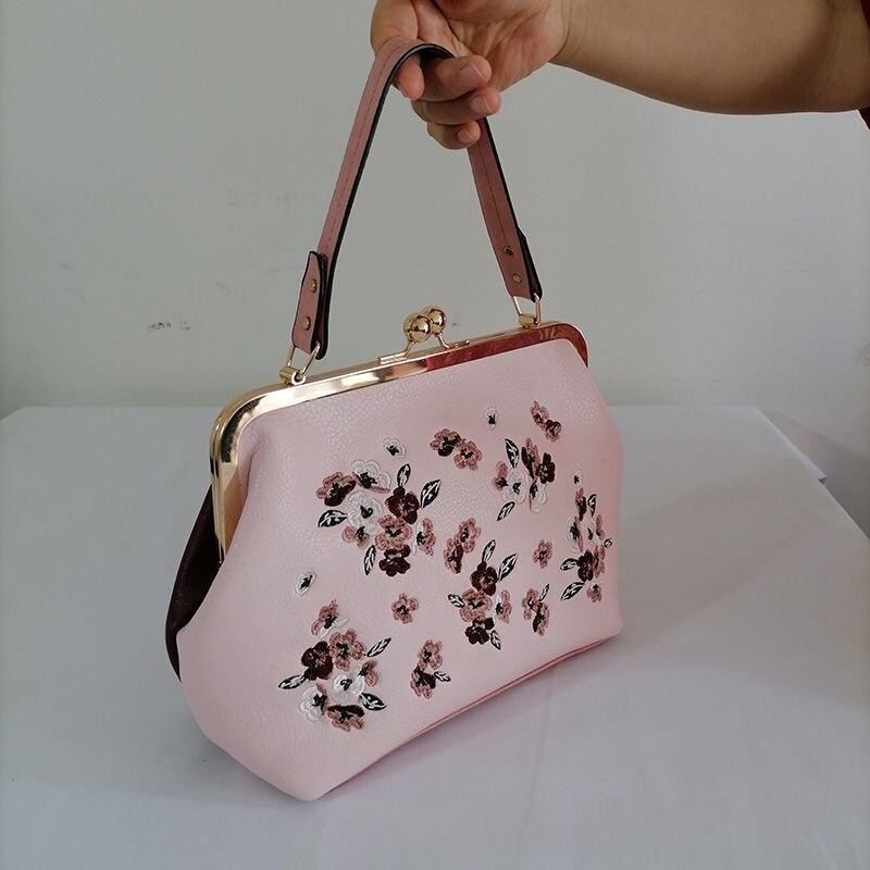 Broderie fleur baiser serrure coquille sacs en cuir PU femmes sac à main femmes sacs à main sacs à main