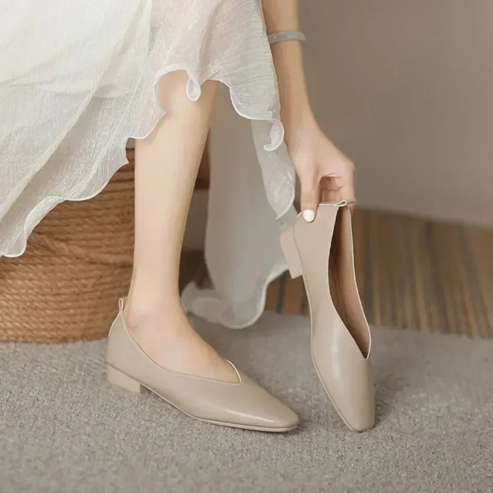 Echt leer Meerkleurige damesschoenen met lage hakken Ronde neus Platte bodem Ondiep gesneden enkele schoen Casual veelzijdige loafers