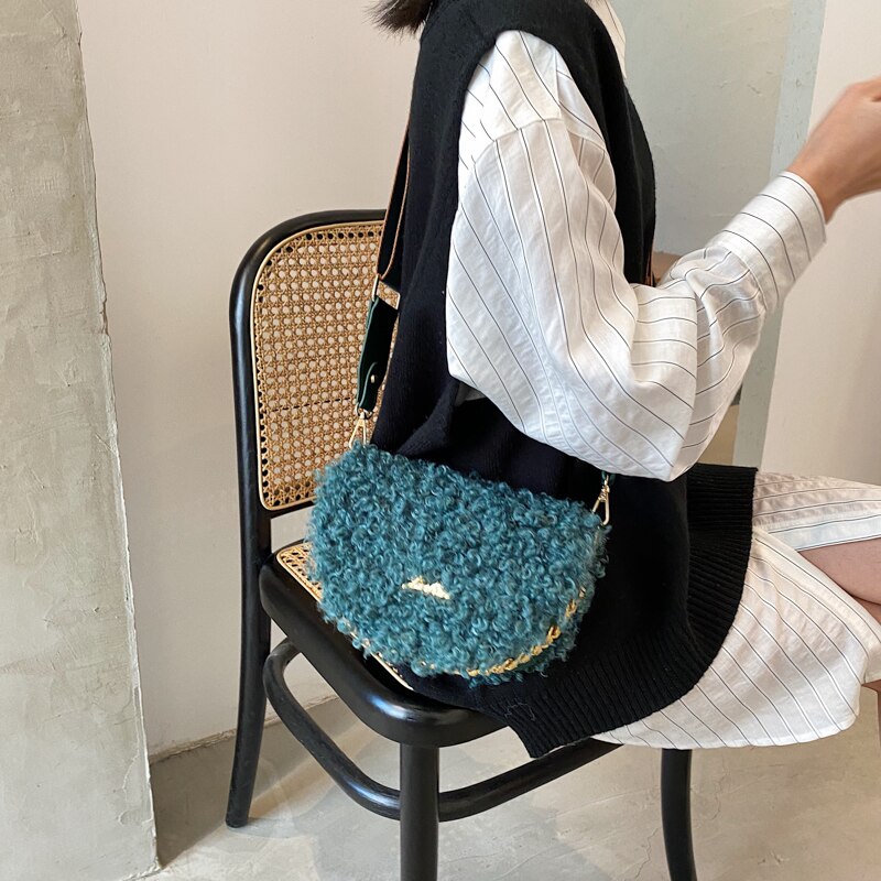 Lamswollen handtas schelpvormig crossbody tas voor dames