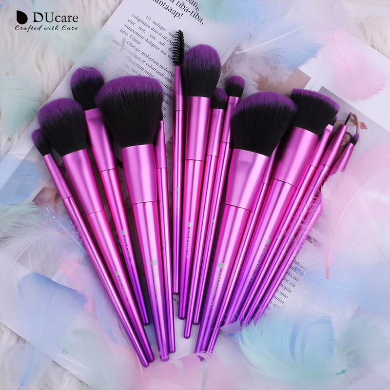 Ducare make-upkwastenset 15 stuks synthetisch haar voor make-up oogschaduw foundation poeder blush set beauty noodzaak