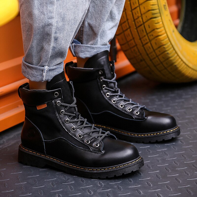 Mężczyźni buty jednolity kolor wygodne sznurowane mężczyźni Martin buty męskie buty wytrzymała podeszwa buty Casual buty w brytyjskim stylu obuwie