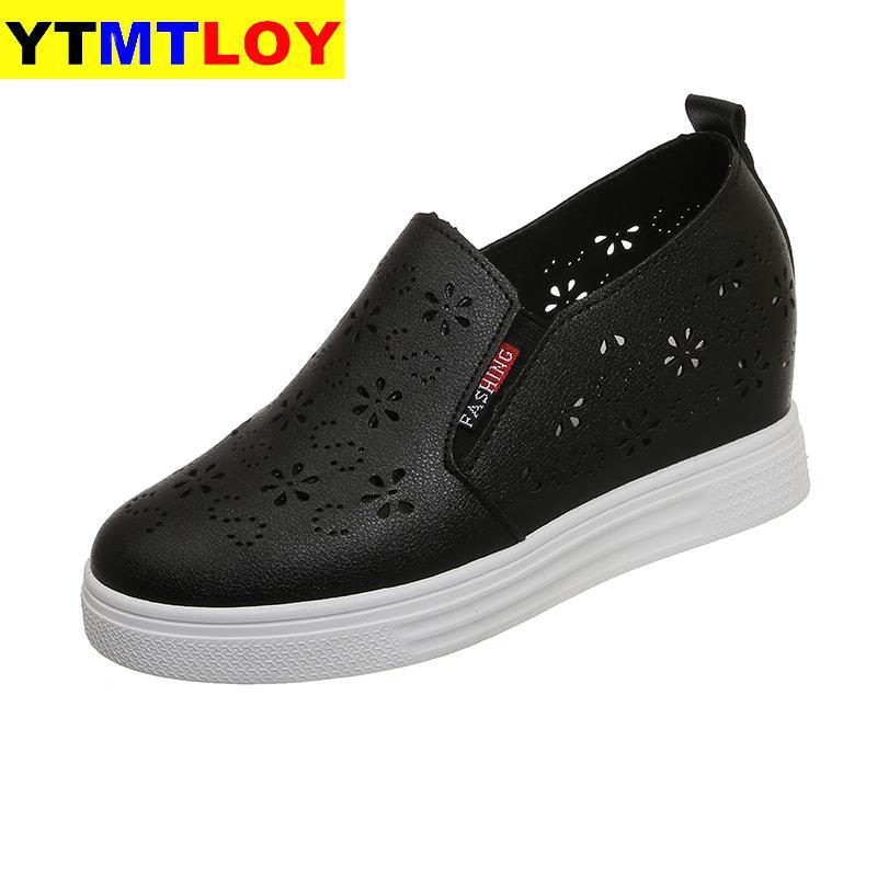 Platåsneakers svart vit dolda kilklackar sneakers fritidsskor kvinna höga platåskor kvinnors höga klackar kilklackar: Svart / 40