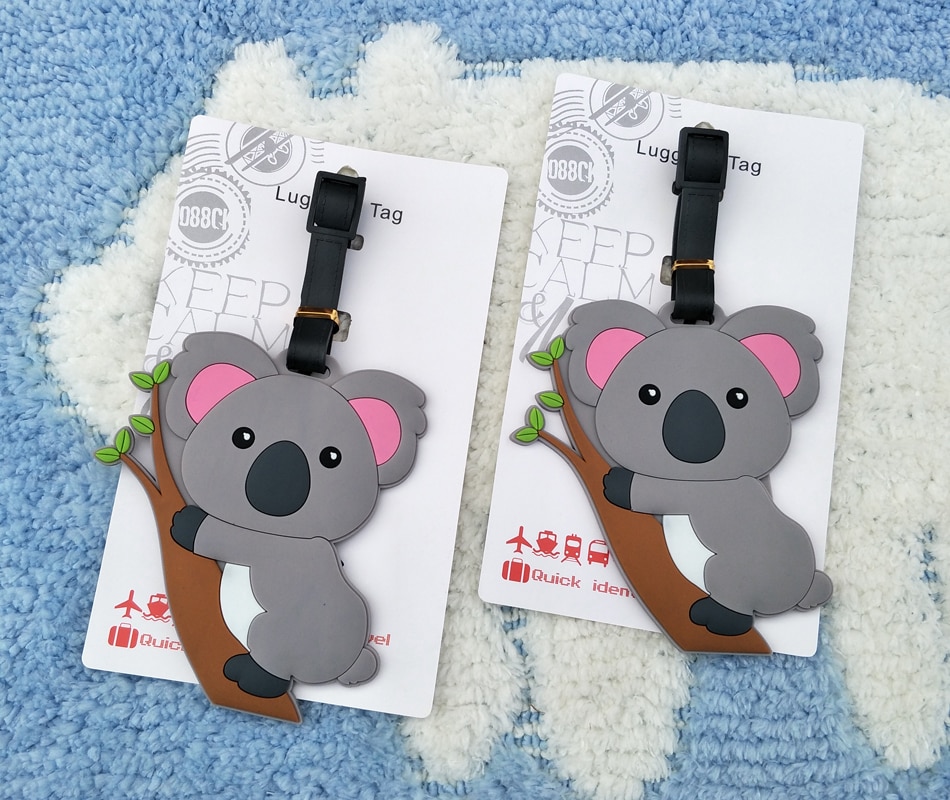 IVYYE Leuke Koala Anime Reizen Accessoires Bagagelabel Koffer ID Adres Draagbare Tags Houder Bagagelabels