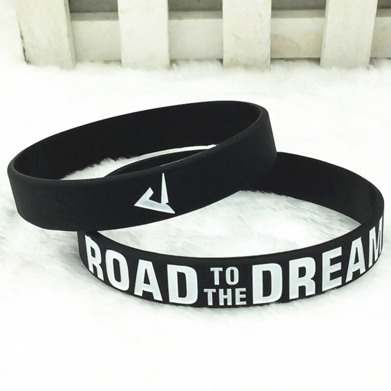 Siliconen Rubber Band Elastische Inspirational Armbanden "Weg Naar De Droom" "Never Give Up" Motivatie Armbanden