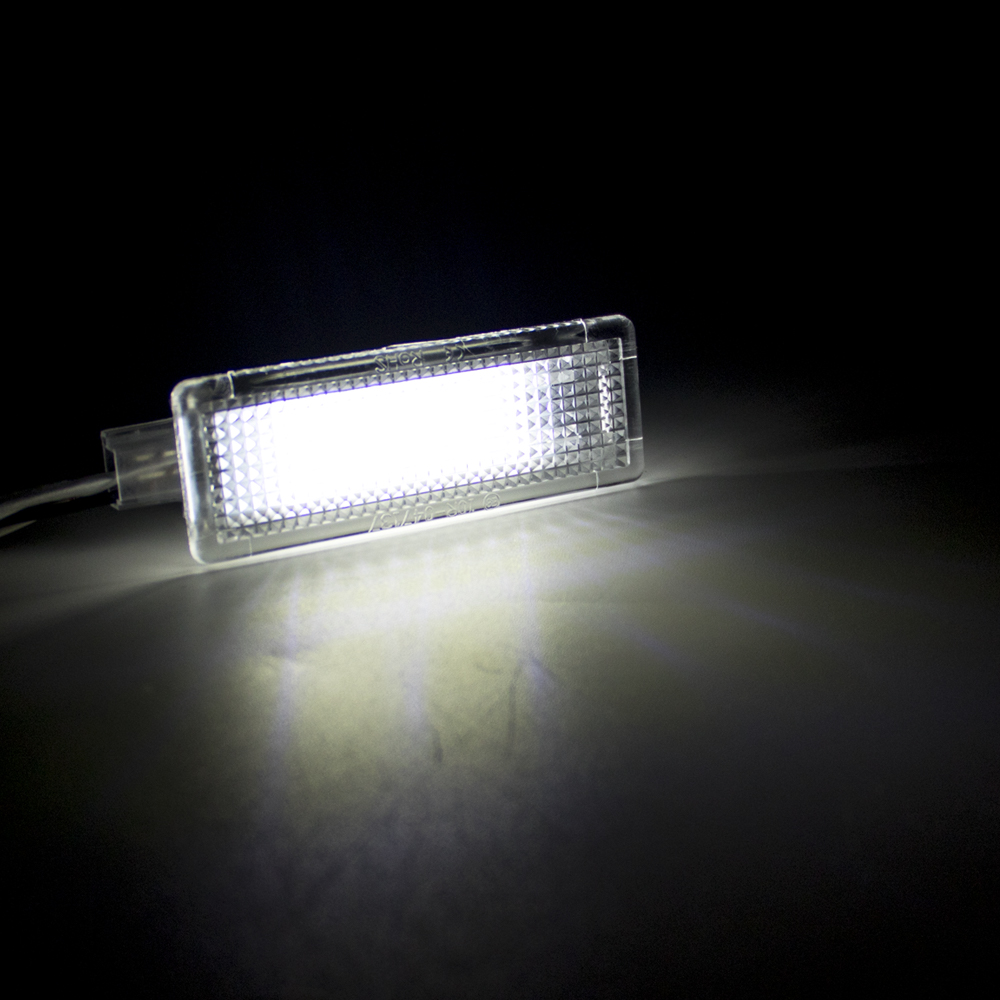 Lumière intérieure de courtoisie LED pour coffre de pied de voiture, 2 pièces, pour BMW E60 E92 E93 E81 E87 E88 F01 F02 F10 F20 E60 1 3 5 6 7 X Series