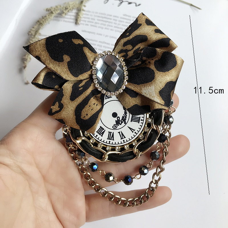 Beroemde Luxe Bloem Kwastje Broche Parel Boog Nummer 5 Sieraden Broches Pins Broach Voor Vrouwen Vintage Accessoires: Blauw