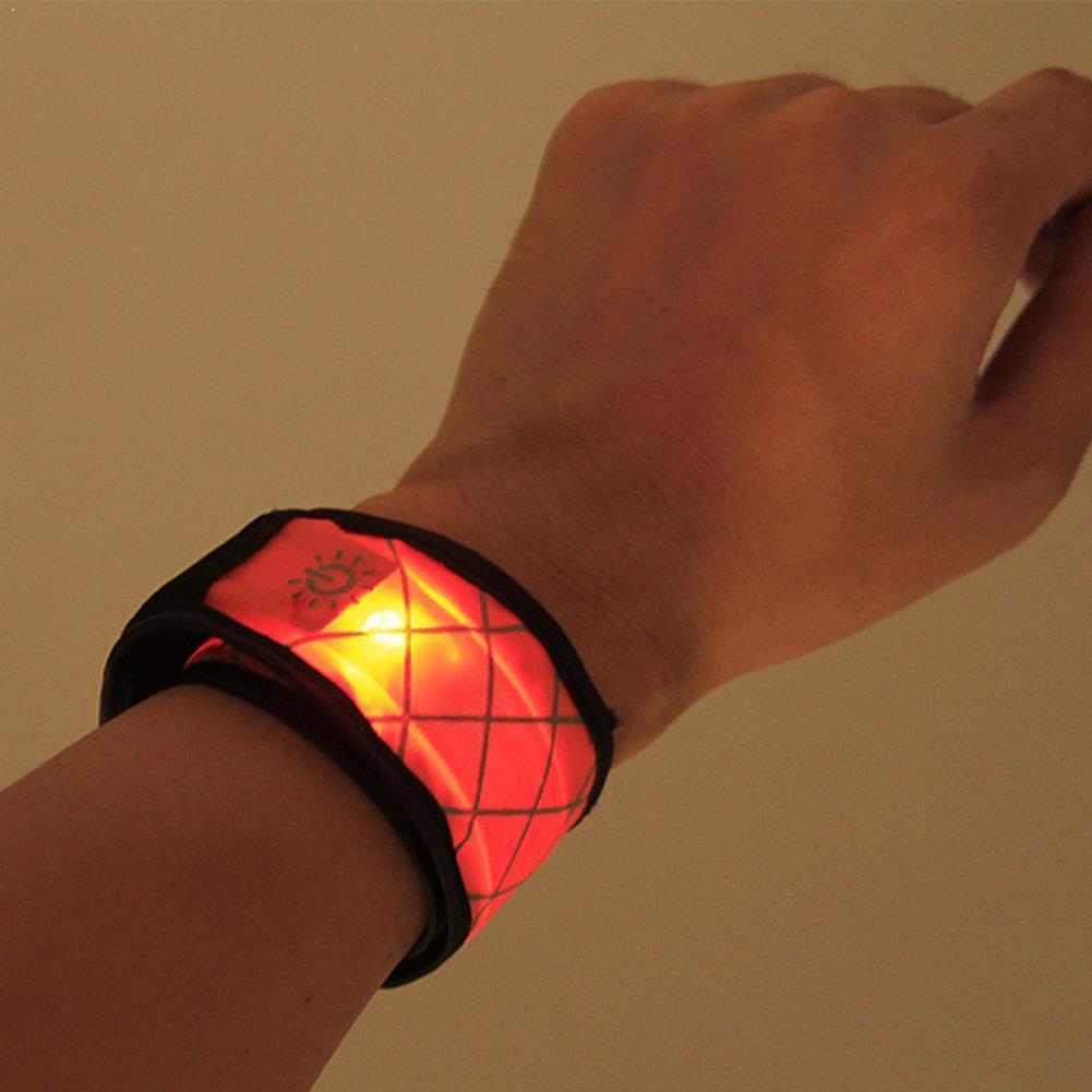1 stücke Handgelenk Unterstützung LED Reflektierende Licht Arm Armband Für Nacht Band Lauf Armbänder Gürtel Handgelenk Armband Sicherheit Radfahren O0C3