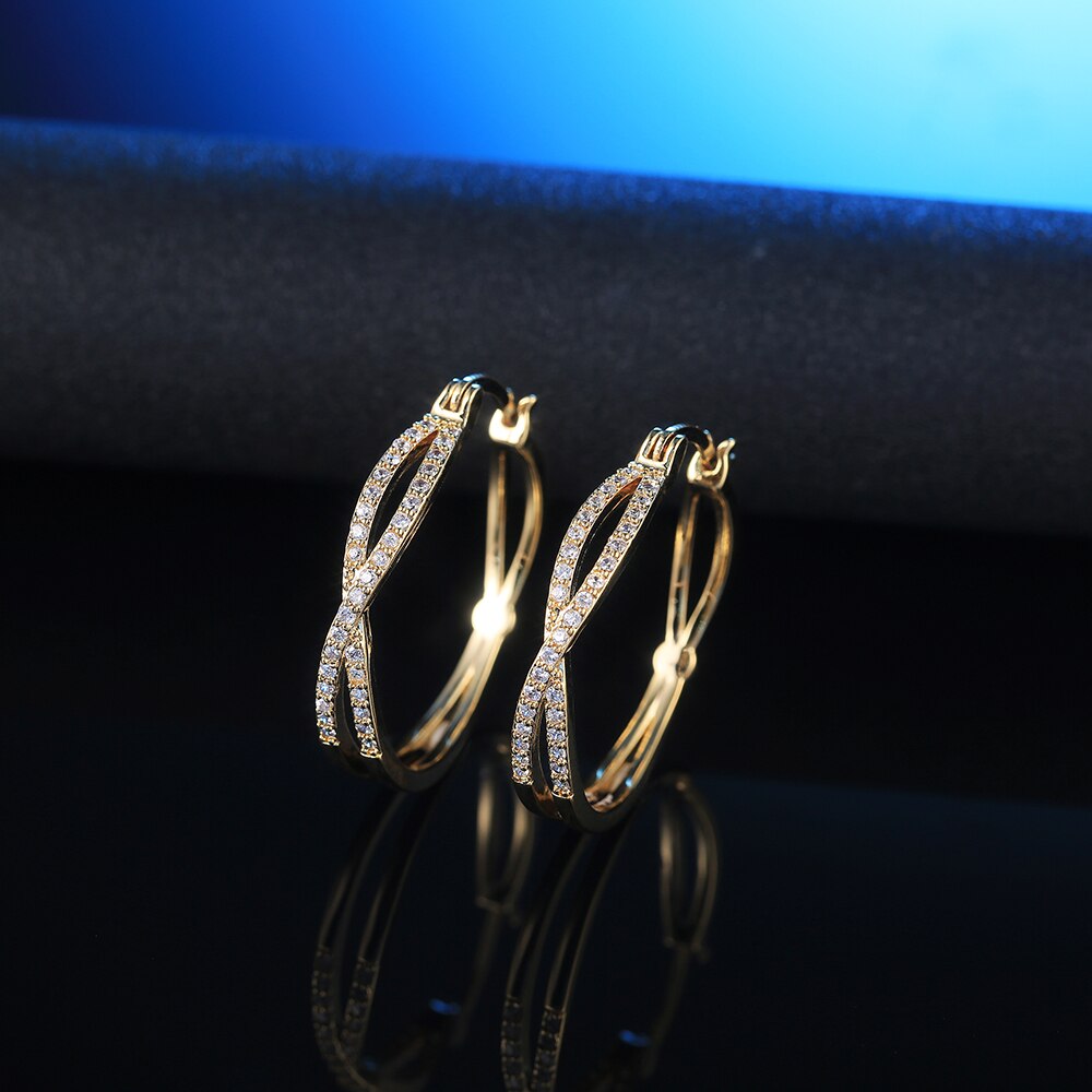 Huitan veelzijdige stijl grote hoepeloorbellen eenvoudige stijlvolle vrouwelijke accessoires voor een feestje verjaardag meisje tijdloze trendy sieraden