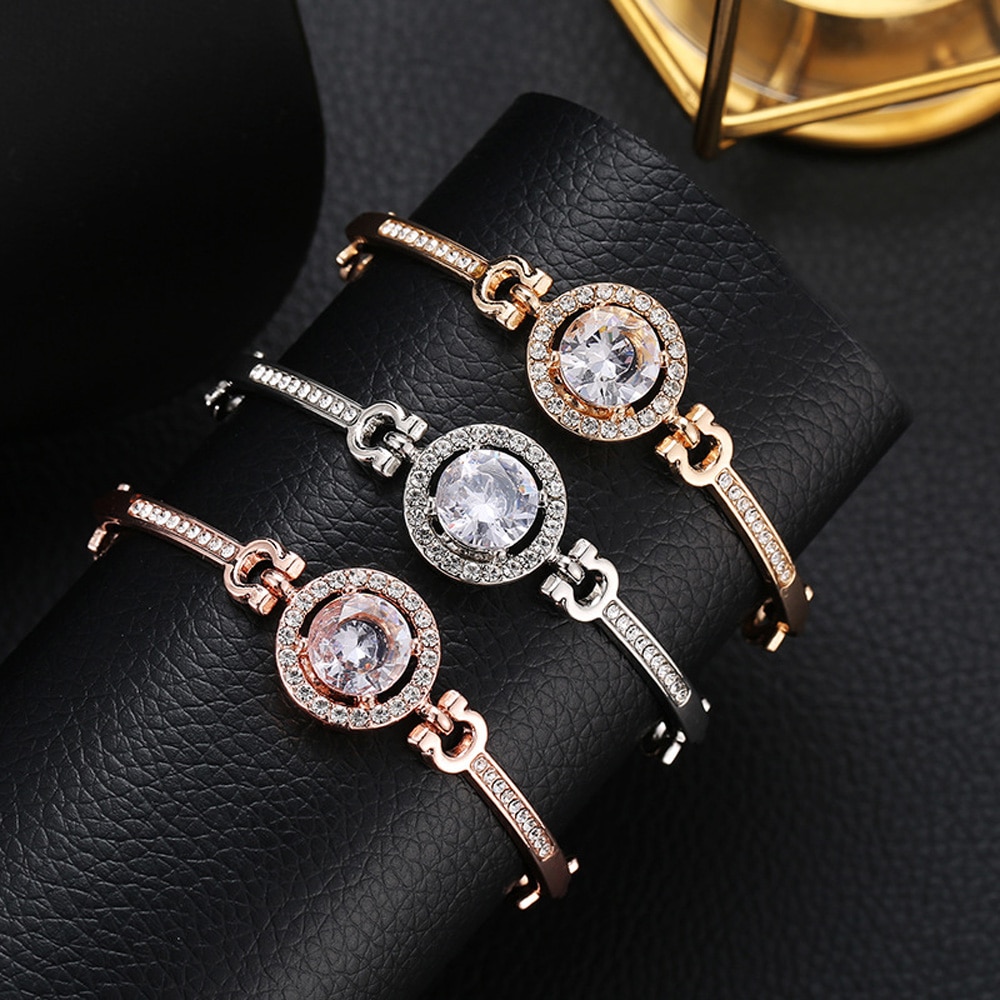 Luxury Rhinestone Bracelet Metal Adjustable Chain Shiny Glossy Wrist Chain for Women Chic Bangle Hand Ornaments s