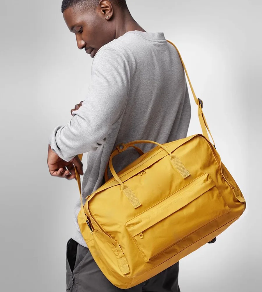 Travel Bags 30L Swedish Shoulder Backpack Large Capacity Fitness Multi functional Waterproof Travelling Desinger Laptop Bag