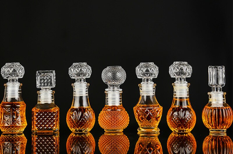 1 pièces petite maison fête whisky bouteille de vin clair vin décanteur GLA-137
