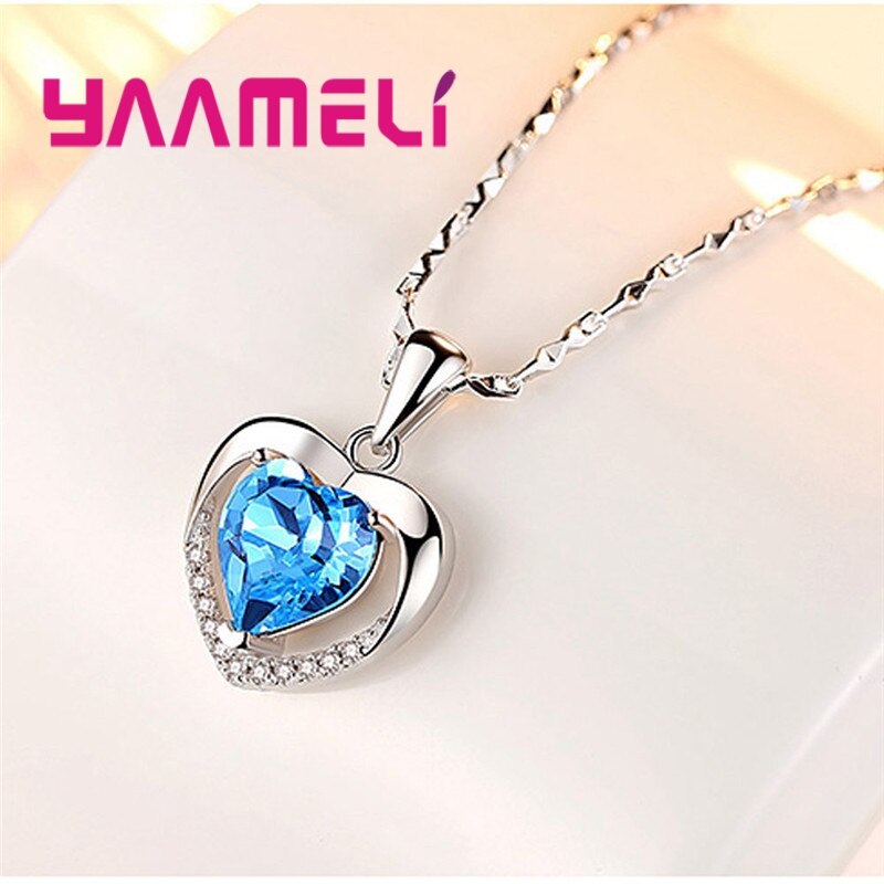 Einzigartige halskette mit herzförmigem anhänger aus sterlingsilber 925 ozeanblau und weiß mit zirkonia-kristallen – ein accessoire für damen, partys und weihnachten.