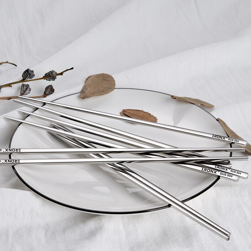 Ironx koreanska ätpinnar metall ätpinnar av rostfritt stål resatalbe platt soild porslin porslin 5/10 par