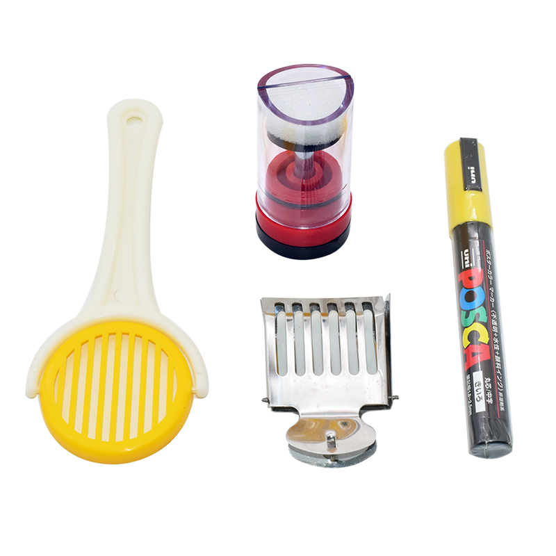 Queen Bee Marking Kit Queen Marking Cage Beekeeping Equipment with Queen Marker Pen for Beekeeper Beekeeping Queen Rearing