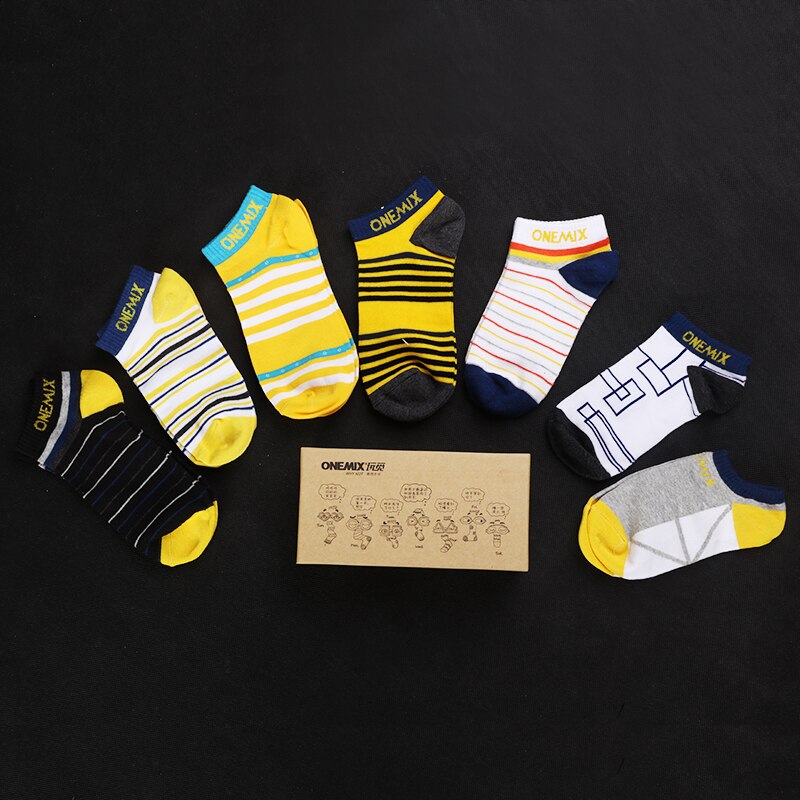 7 paar/satz Männer Frauen Schüler Streifen Sport Socken Lauf Camping Atmungsaktive Basketball FußBall Joggen gehen Radfahren Socken Onemix