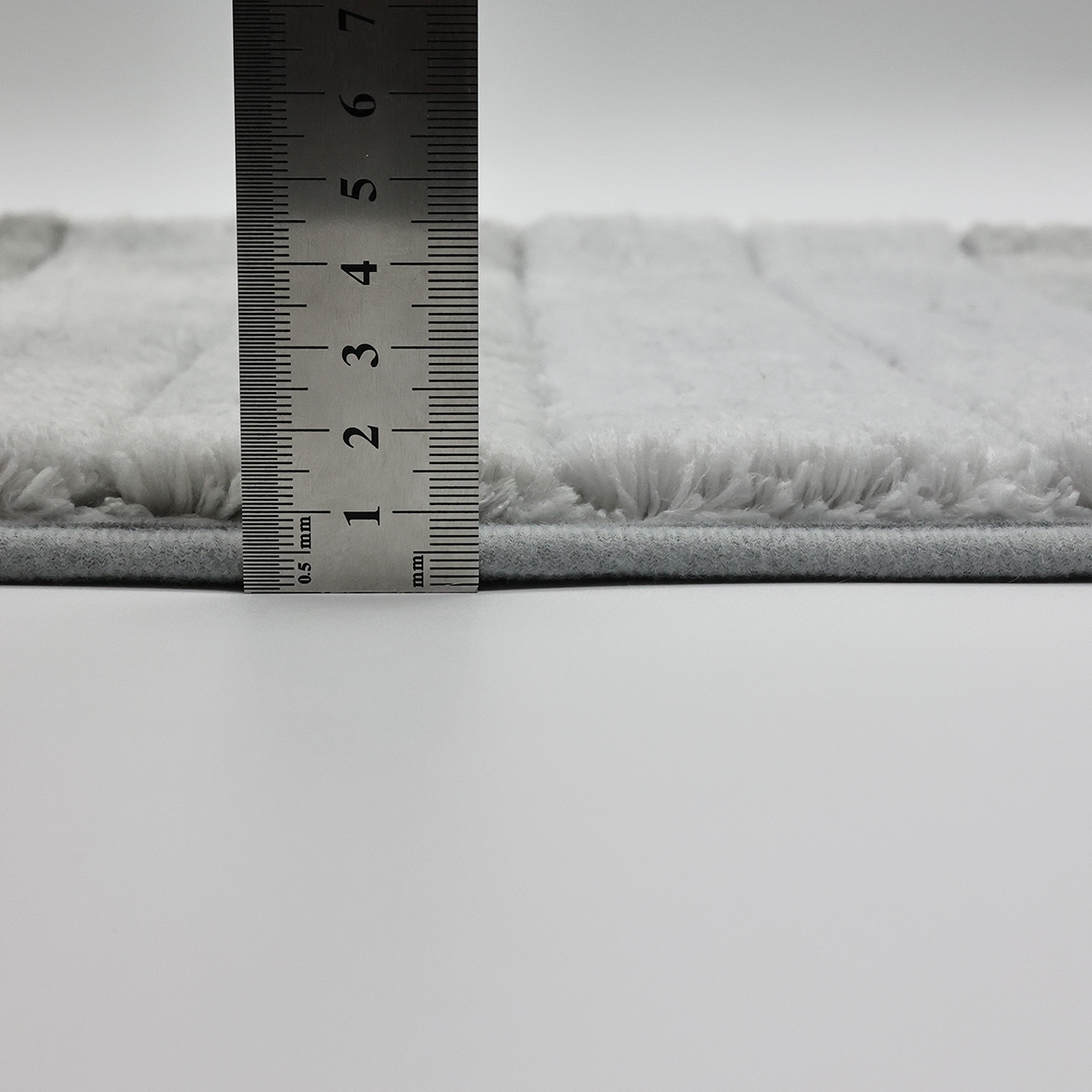 Alfombra de baño gris oscuro, alfombrilla de baño moderna, alfombrilla interior de absorción antideslizante, adecuada para decoración de ducha, alfombrilla de cocina