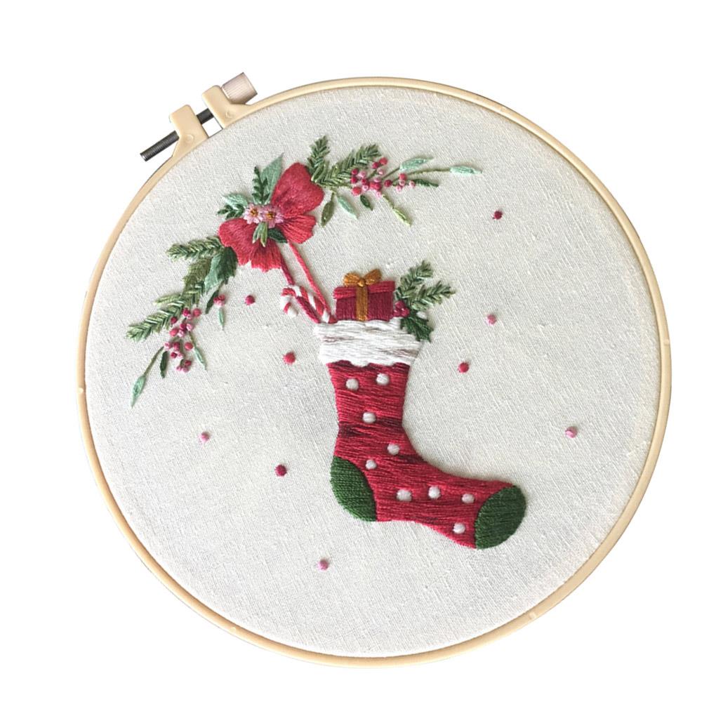 Christmas Embroidery Stitch Starter Kit DIY Handmade Xmas Pattern Cloth Embroidery Hoop Beginner Embroidery Round Cross Stitch