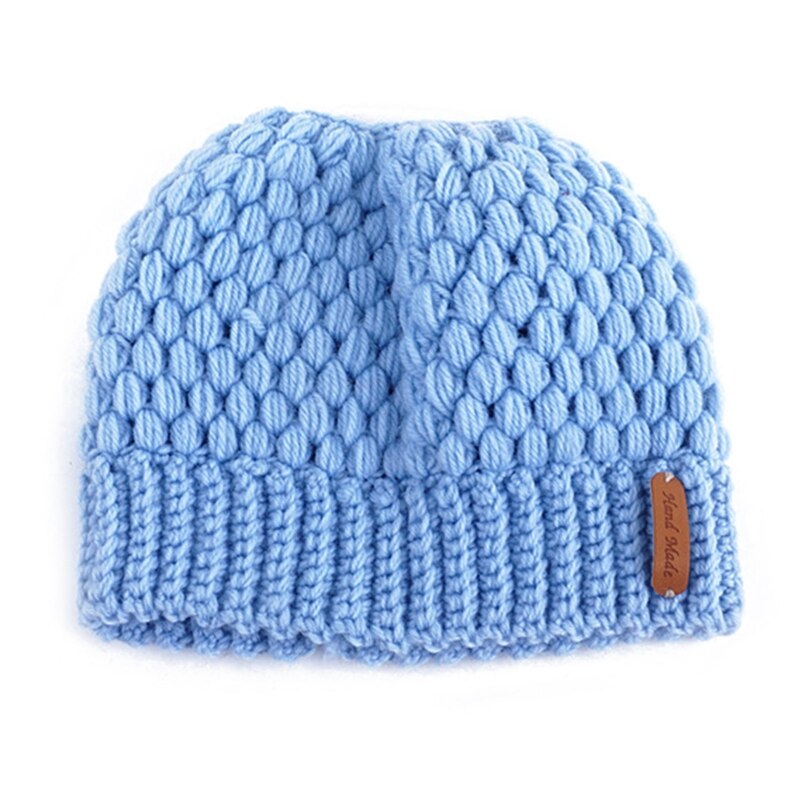 Winter gebreide mutsen winter dames muts dames meisjes stretch gebreide muts met label rommelige knot paardenstaart muts met gaten warme mutsen mutsen: Bl