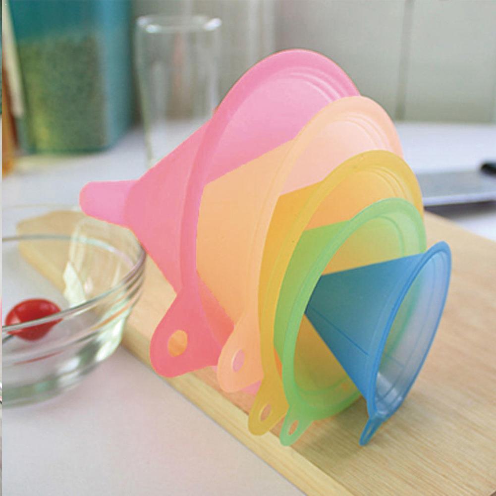 5Pcs/Lot Colorful Plastic Funnel Small Medium Large Set Small funnel Oil Variety Variety Liquid Medium Kitchen Oil Large Li O1Y6