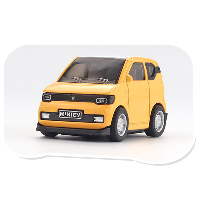 Automatic Back And Forth Car Model Toy Pull-back Vehicle Mobile Vehicle Van Model Kid Mini Cars Boy Toys Christmas: Yellow