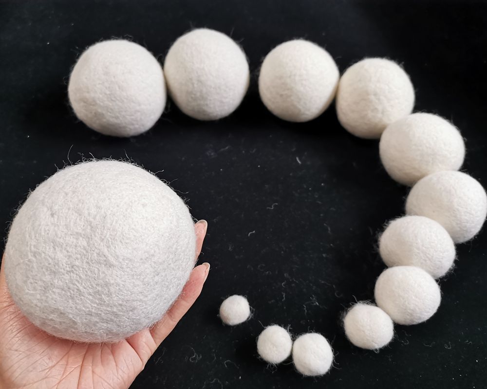 6-Pack 100% Wool Dryer Ball 1-10cm Absorbs Moisture Dry Clothes Zero Pollution No Allergy Less Wrinkles Laundry Dryer Felt Balls