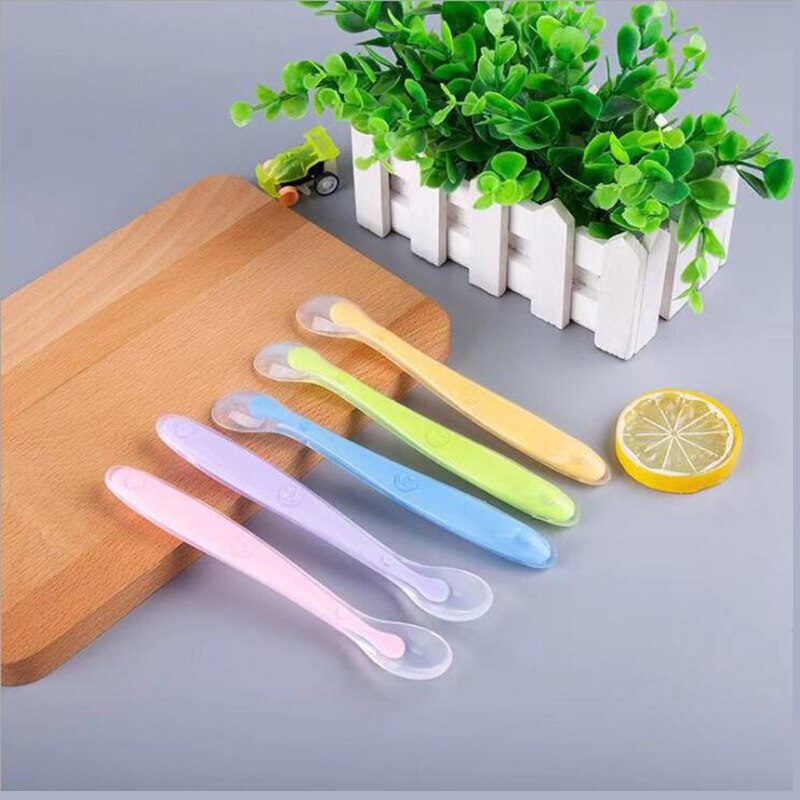 1Pcs Non-slip Baby Spoon+Storage Box Multicolor Baby Training Spoon Baby Feeding Tableware Liquid Silicone Spoon Box