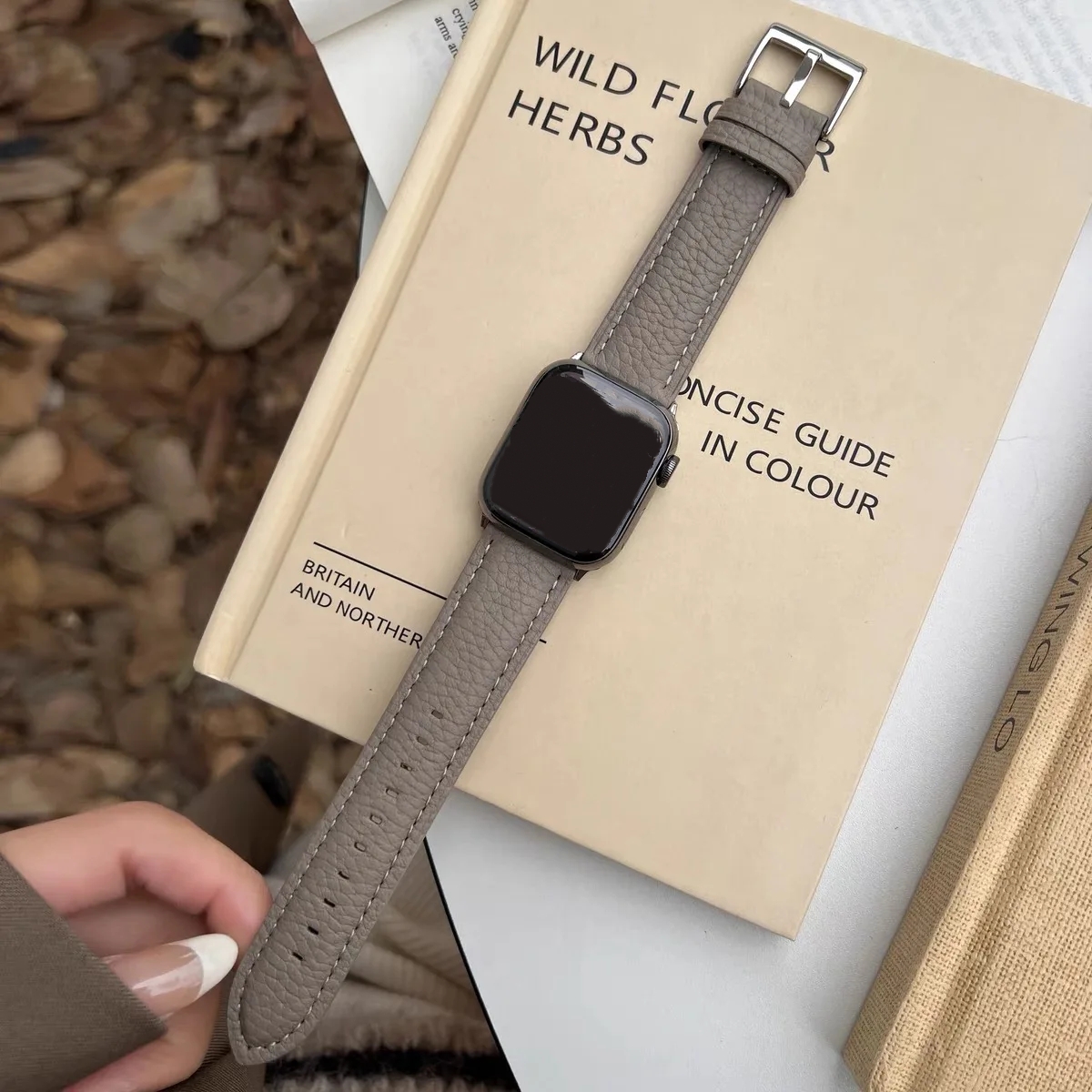 Läderband till apple watch-bandet series ultra 10/9/8/7/6/5/4/3/2/1 se 38mm 40mm 41mm 42mm 44mm 45mm 46mm 49mm rem: Beige / 17mm