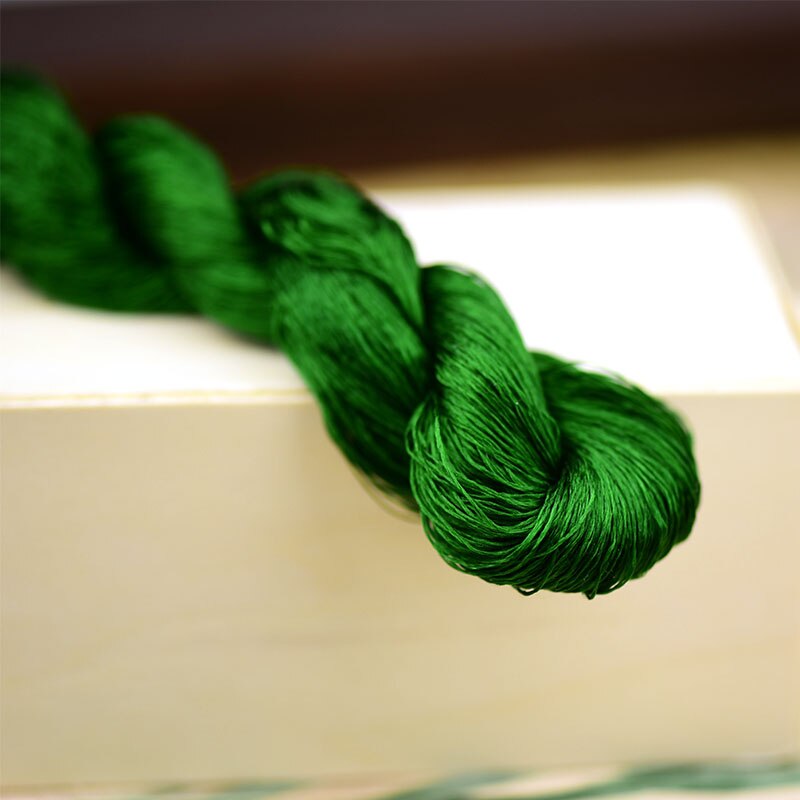 silk embroidery thread / 100% silk thread /hand embroidery embroider cross stitch/Leaf embroidery/green series: 7