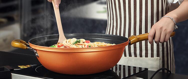 Kitchen Pot 32cm Iron Frying Pan Heat-preserve Vacuum Pot Boiling Cease-fire Health Preservation Pan Cooking Wok Pan with Uprigh: Red without cover
