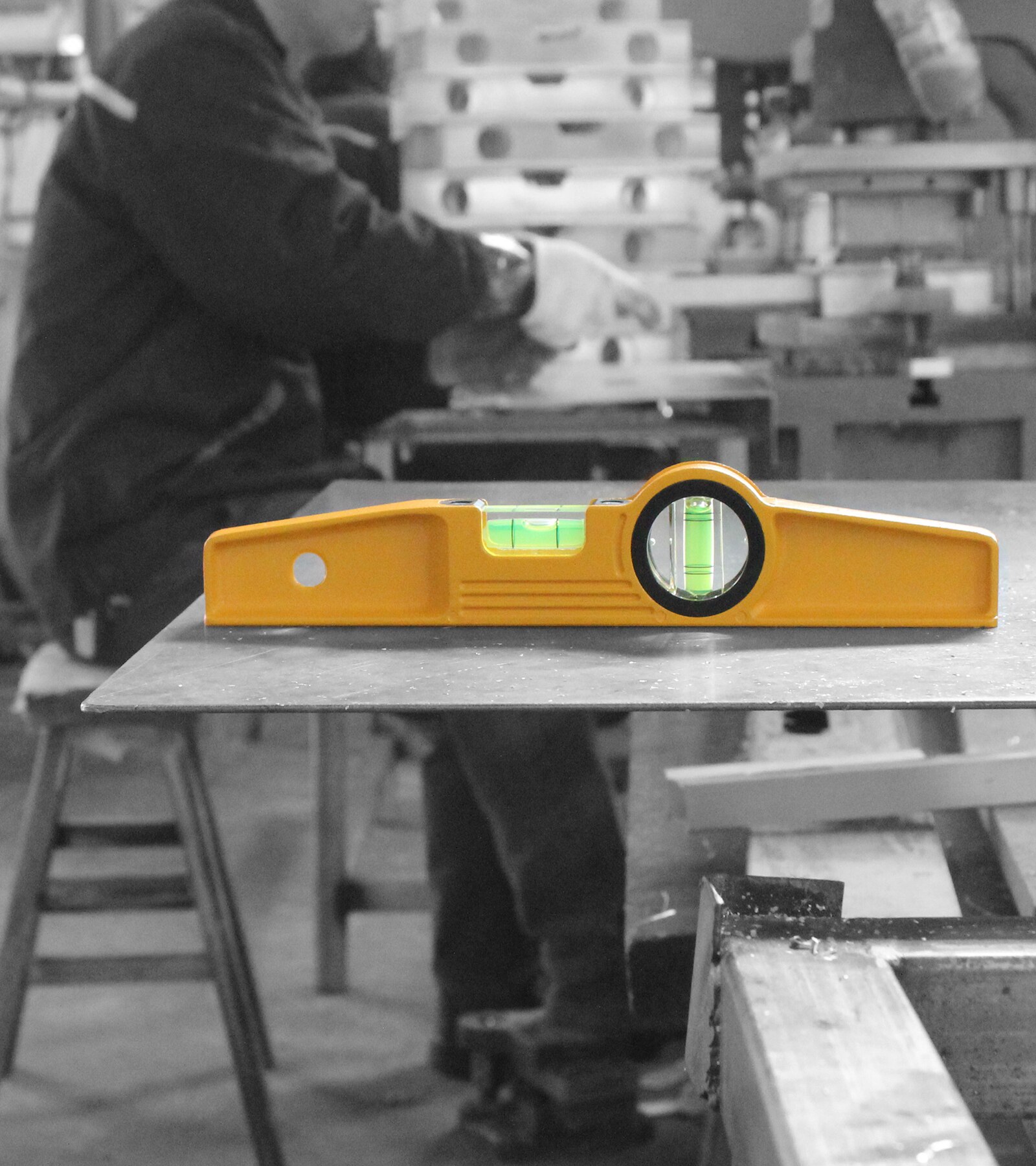 Rongpro Portable Magnetic Spirit Level High Precision Aluminum Construction Leveling Tool Measurement Bubble 250mm Gauge Anti-ru