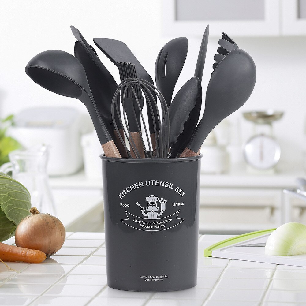 Utensilios de cocina antiadherentes de silicona, cuchara densa, espátula, batidores de huevos con mango de madera, vajilla: Black