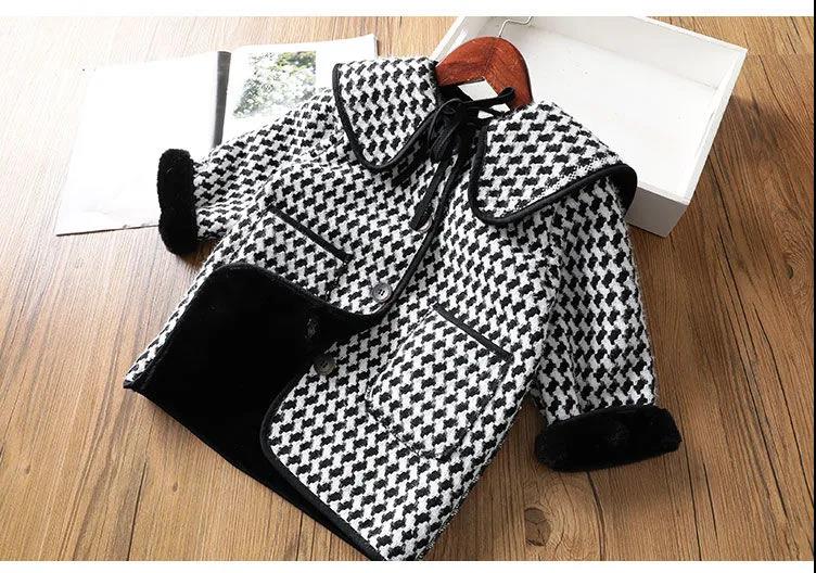 Zimowe nastoletnie dziewczyny plus puch ciepła moda wełniana dziewczynka długie kurtki ubrania dla dzieci dzieci boże narodzenie anglia kurtki w kratę: czarny / 6 t