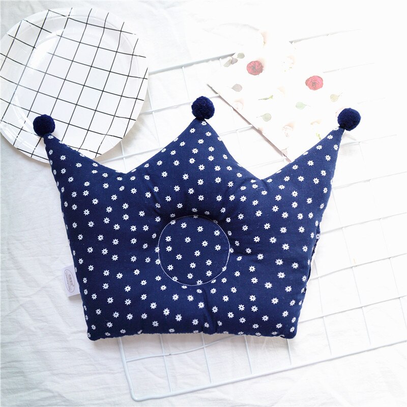 Cotton Cloud Shape Baby Sleeping Head Positioner Pillow Embroidery Newborn Stroller Pram Cushion 0-1Year: blue crown