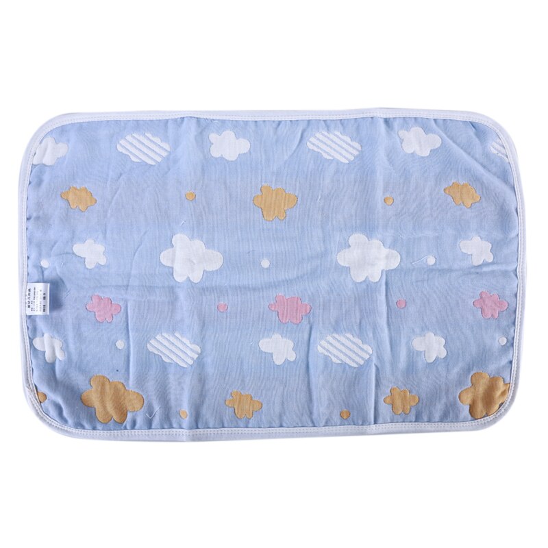 Imprimé bébé oreiller serviette coton cinq couches gaze enfants serviette coton oreiller serviette absorbant la sueur respirant: BLUE CLOUD