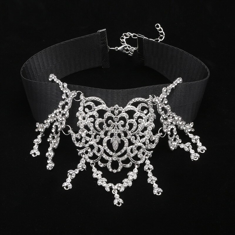 Di lusso Del Rhinestone Choker Collana Di Cristallo Delle Donne del choker gotico Maxi dichiarazione Della Collana 2018 dei monili di modo Del Collare Collier femme