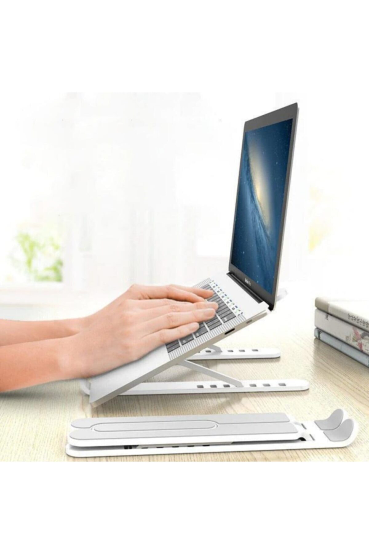 Verstelbare Plastic Laptop Ondersteuning Base Vouwen Draagbare Laptop Stand Versterker