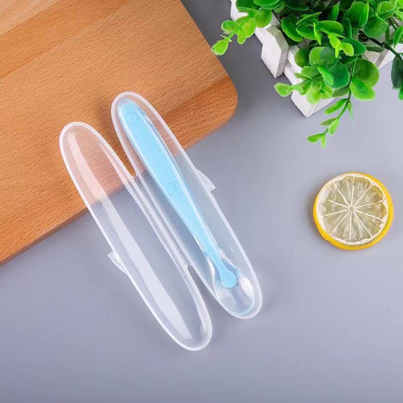 1Pcs Non-slip Baby Spoon+Storage Box Multicolor Baby Training Spoon Baby Feeding Tableware Liquid Silicone Spoon Box