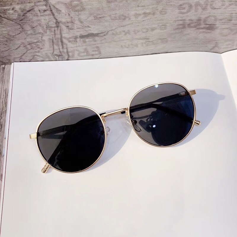 neue Kinder Sonnenbrille Übergroßen Weiblichen Sonnenbrillen für Kinder UV400: Grey