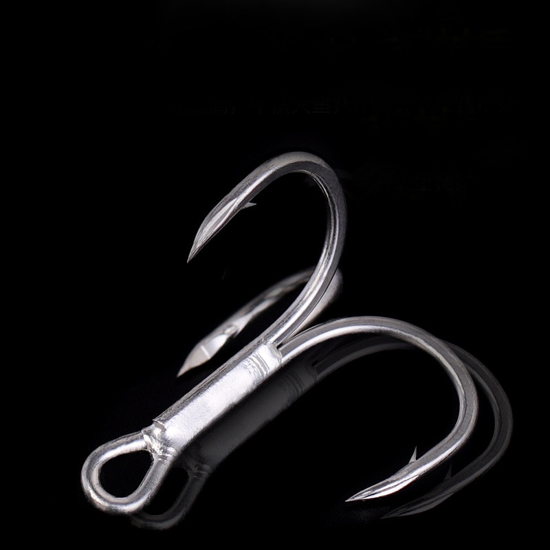 ST41-3X 20pcs/bag Fishing Hooks High Carbon Steel Treble Hooks Silver Super Sharp 2# 4# 6# 8# 10# 12# High Strength Hooks Tackle