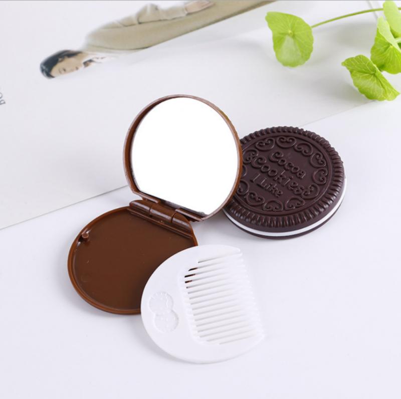 1pc Portable Compact Pocket Cosmetic Mirror Women Makeup Mirror Colourful Cute Sandwich Biscuit Makeup Mirror TSLM1