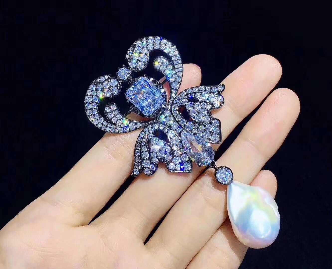 Süßwasser perle weiß barock reborn keshi + CZ zirkon blume Brosche für frau Schmuck Kleidung Dekoration