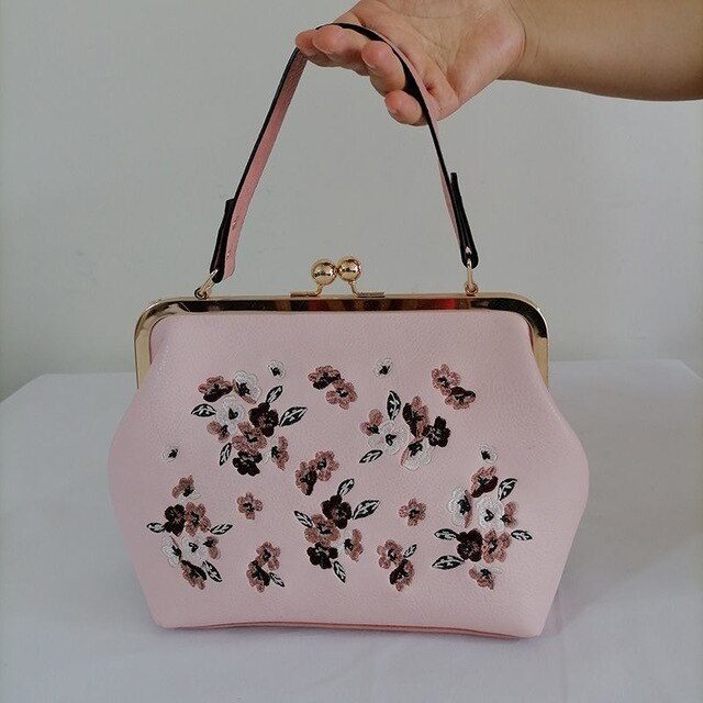 Broderie fleur baiser serrure coquille sacs en cuir PU femmes sac à main femmes sacs à main sacs à main: Default Title