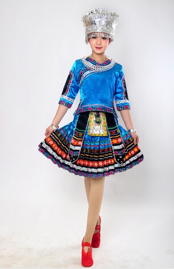 traditional chinese dance costumes miao hmong clothing chinese miao hmong clothes hmong-clothes chinese folk dance costume