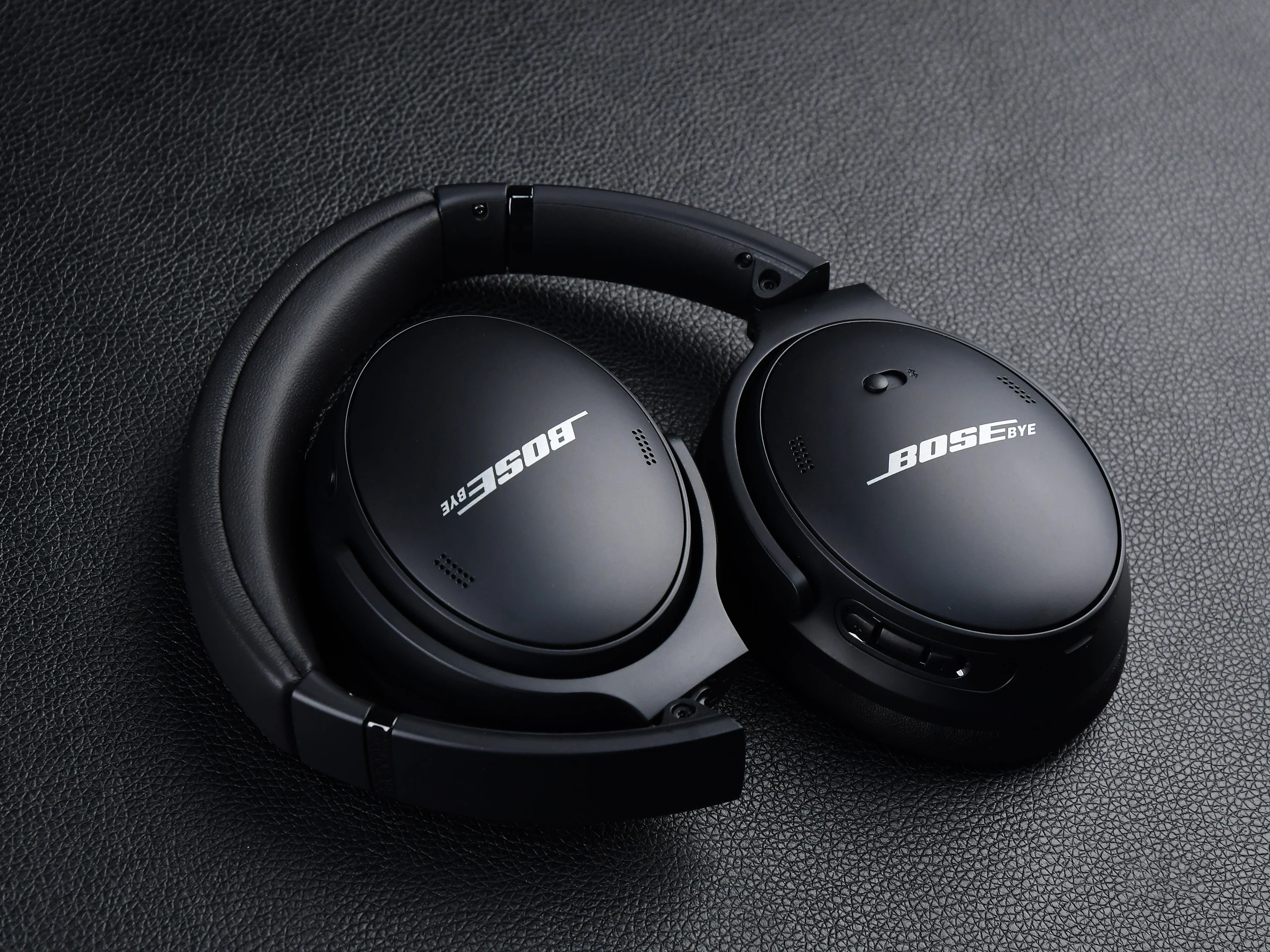 BOSEbye QuietComfort 45 Ruisonderdrukkende draadloze Bluetooth-oortelefoon Musicsports Sportheadset QC45 Op het hoofd gemonteerde oortelefoon