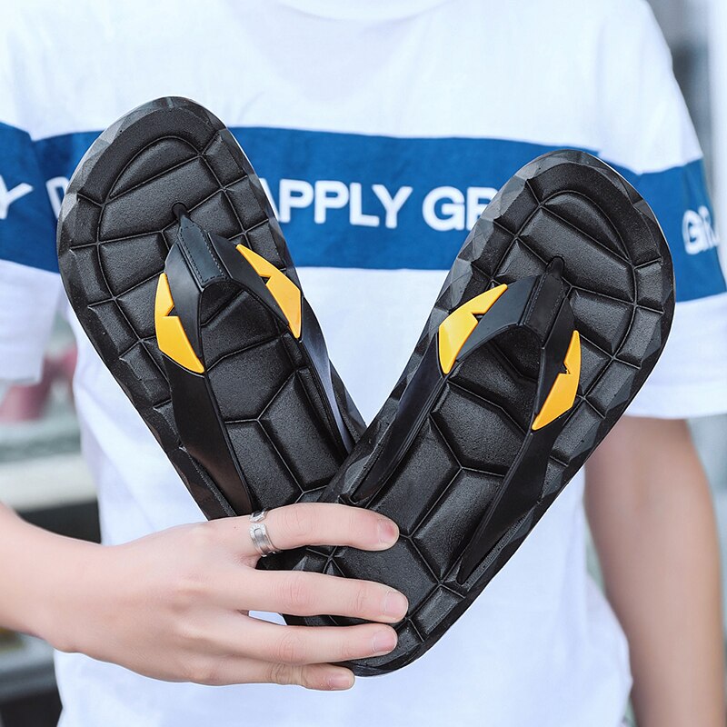Yeinshaars sommer cool mænd læder klipklapper britisk stil boardered sandaler mandlige hjemmesko zapatos hombre stor størrelse