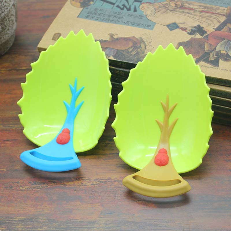 Portable kitchen Faucet Extender 1 pcs Kids Children Hand Wash Tap Leaf shape Bathroom Water Guide tool and Convenient