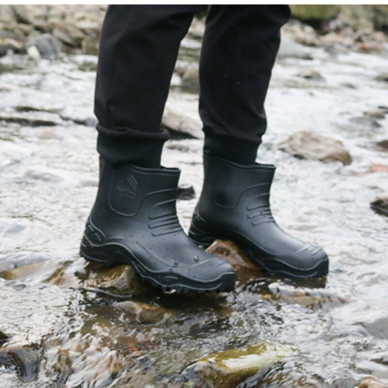 Rouroliu Mannen Enkel Pvc Regen Schoenen Licht Comfortabele Water Laarzen Lente Herfst Outdoor Antislip Regenlaarzen